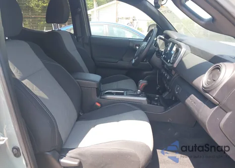 2023 Toyota Tacoma Trd Off Road z USA, uszkodzony, nr VIN 3TMCZ5ANXPM630867